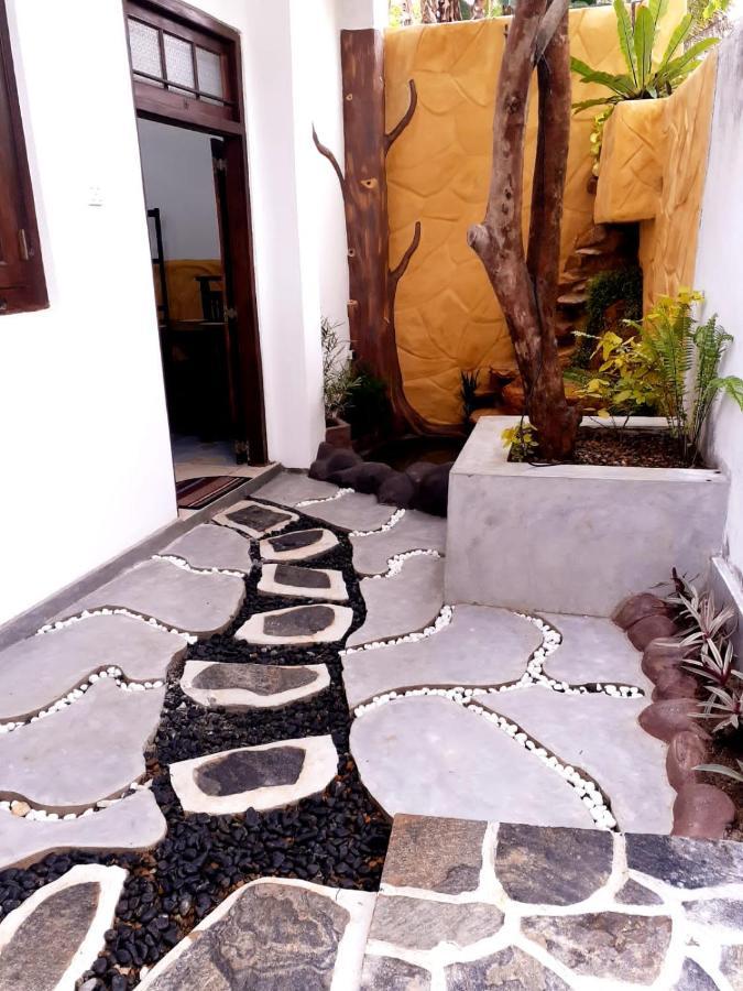 Dihini Villa Unawatuna Exterior photo